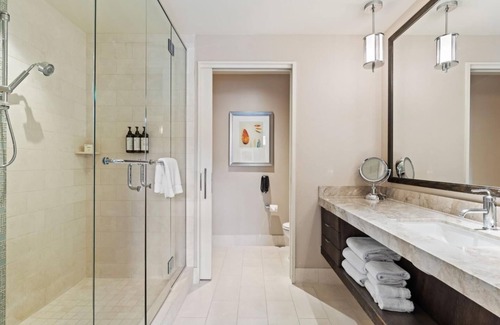 Russian Hill Apartamento | Fairmont Heritage Ghirardelli Square - 1 Bedroom 1 Bath