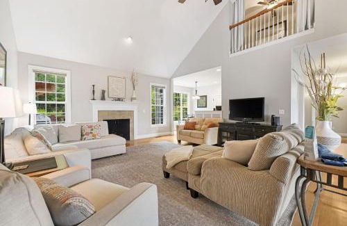 Fairview Casa | Fairview Vista by AvantStay 10 Mins to Asheville