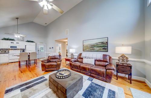 Helen Casa | Fairway Getaway