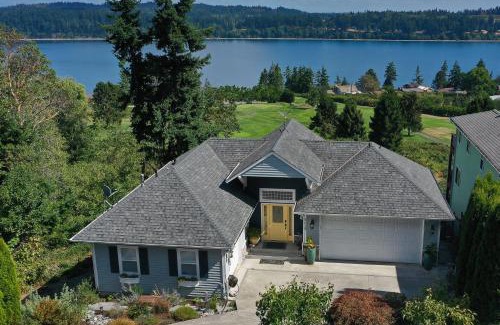 Freeland Casa | Fairway Harbor View by AvantStay Outdoor Oasis