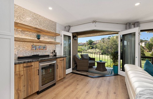 Carlsbad Condominio | Fairway Haven-Fall Golf Getaway - Gorgeous Condo with AC, Pool, 30 Night Min