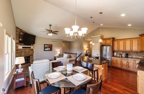 Camdenton Villa | Fairway to Heaven in Old Kinderhook | Golf