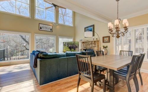 Big Canoe Casa | Fairway to Seven - King Bed Big-screen TVs Golf Course Views