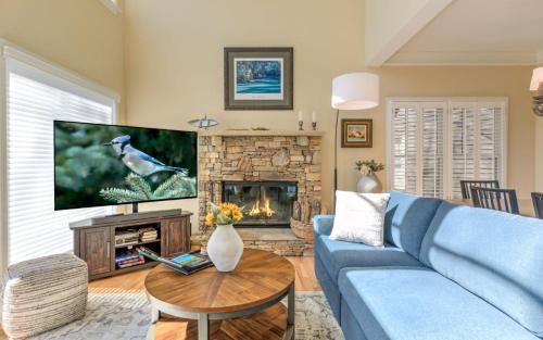 Big Canoe Casa | Fairway to Seven - King Bed Big-screen TVs Golf Course Views