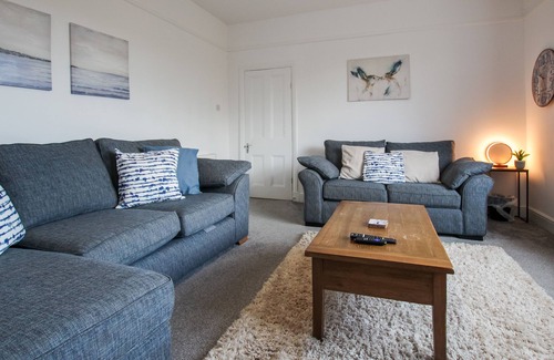Hoylake Cabaña | Fairways View - a house that sleeps 6 guests in 4 bedrooms