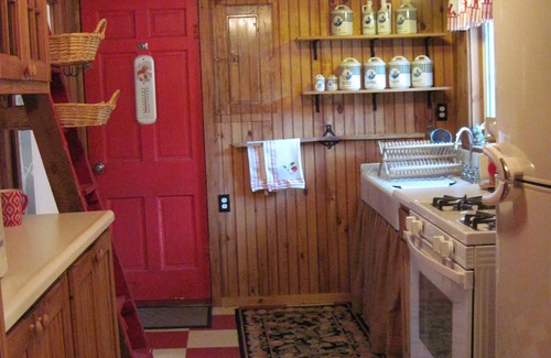 Intervale Cabina | Cuento de hadas cabaña en las montañas blancas, Encanto histórico "Dundee Lodge" - para 5-6
