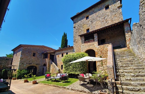 Simignano Otro | Fairytale Weekly Reunions / Events Near Siena With Chef/breakfast Service