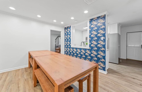 Lafayette Casa | Fais Do-Do House 3 Kings Arcade Fast WiFi Luxe