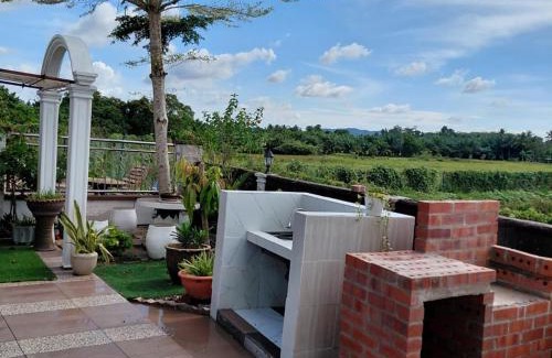 Bukit Kayu Hitam Casa | Faisal Nurul Homestay Guest House