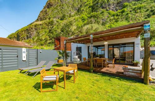 Sao Vicente Casa | Fajã Lodges - House Ash