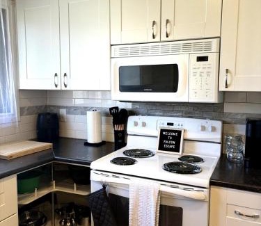 Calgary Apartamento | Falcon Escape
