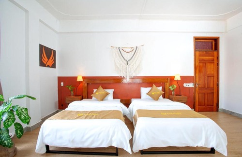 Phong Nha Cama Y Desayuno | FALCON HOTEL & BAR