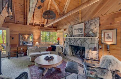 Cedar Flat Casa | Falcon's Rest - Ski and Summer Cabin in The Heart of North Lake Tahoe- Gas Fireplace