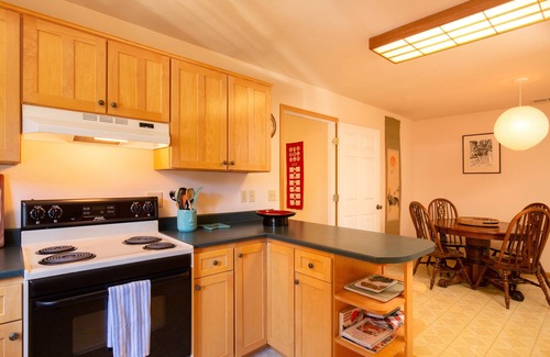 McKinleyville Casa | ☀️🌲Falcons Perch: Nature Lover's Dream, in coastal hills above Blue Lake🪶