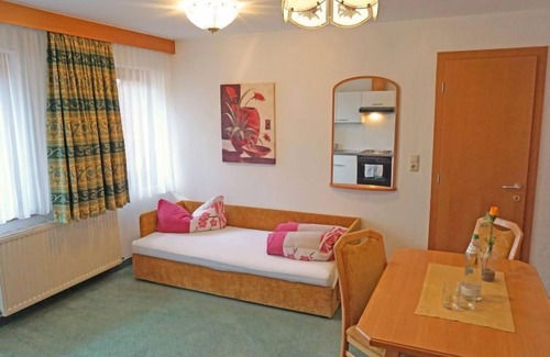 Laengenfeld Apartamento | Falkner by Interhome