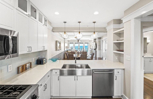 Gulf District Condominio | Available for Summer! WaterColor Beachside Condo #13! Amazing Gulf Views! 4 Adult Bikes!