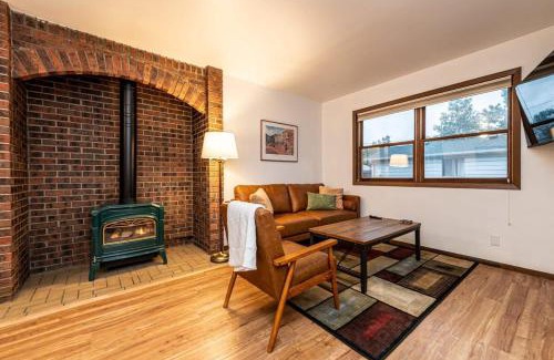 Lafayette Casa | Fall Getaway in Cozy 2BR near Old Town Lafayette