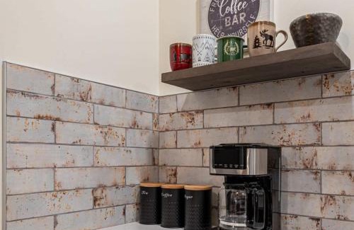 Lafayette Casa | Fall Getaway in Cozy 2BR near Old Town Lafayette