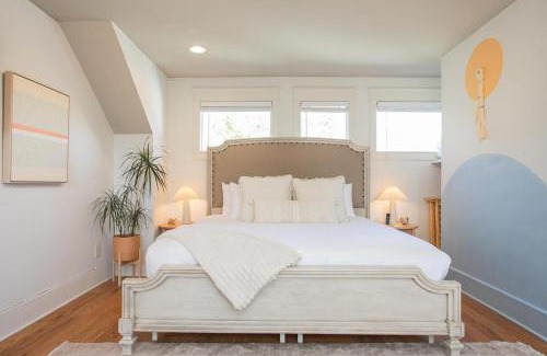 Lockeland Springs Casa | Fall Sale The Nest in East Nash Studio
