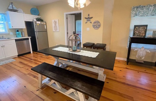 Fort Morgan Cabina | Fall/Winter Dates Available-The Rookery-3 bed-2 bath-sleeps 6