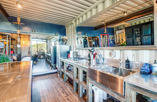 Fallbrook Cabaña | Fallbrook Airplane Home w/ Fire Pit & Mtn Views!