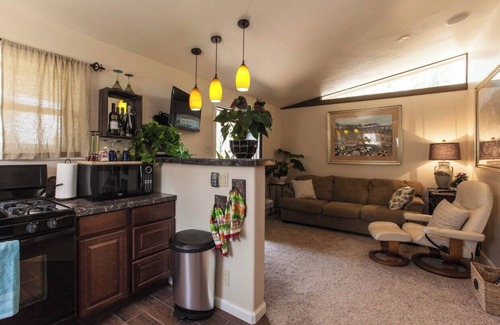 Fallbrook Casa | Fallbrook Comfy Cottage