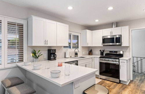 Fallbrook Casa | Fallbrook Pool House | Hot Tub | 5 BR | 15 Guests