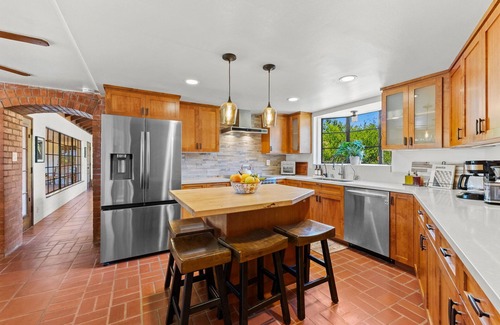 Fallbrook Casa | Fallbrook Retreat in the Heart San Diego Wine Country with Sauna + Cold Plunge