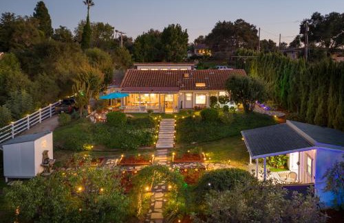 Fallbrook Casa | Fallbrook's Heavenly Estate - A Family Paradise