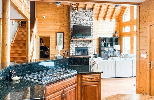 Tate Cabina | Falling Waters: Luxury Cabin with breathtaking views of Amicalola Falls