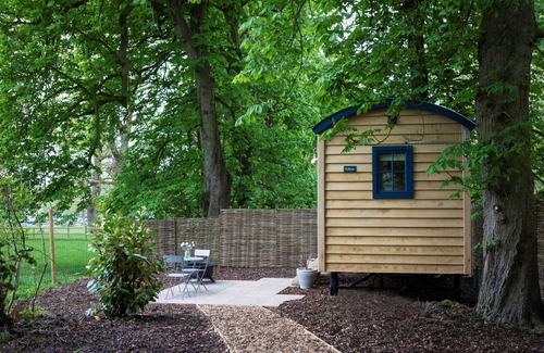 Baslow Cabaña | Fallow Shepherd's Hut/Chatsworth Estate
