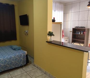 Londrina Casa | Família Durães Kitnets01