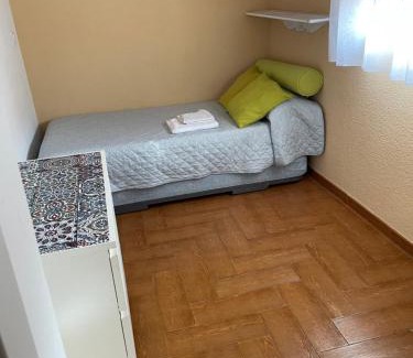 Sevilla Este Casa | Familia anfitriona acoge