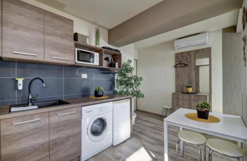 Gyor Cama Y Desayuno | Familia Panzió & Apartmanház Győr
