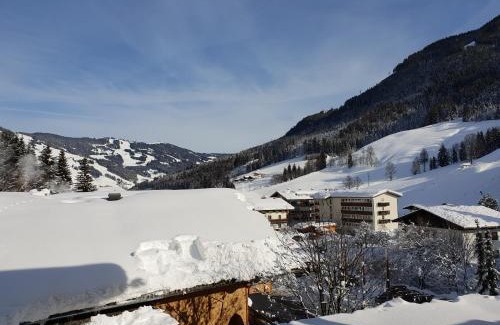 Hinterglemm Hotel | Familien- & Gartenhotel Theresia 4-Sterne Superior