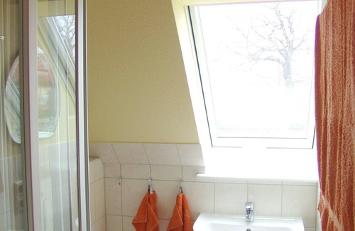 Wangels Condominio | Familienfreundliche Wohnung mit Großem Garten,spielplatz und Alpaka