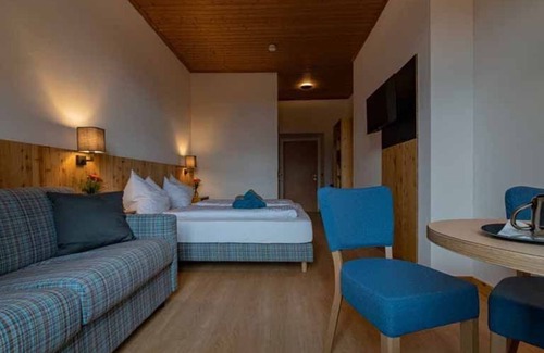 Weyregg am Attersee Cabaña | Familienzimmer FZ - Haus Weyregg - Frühstückspension