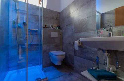 Weyregg am Attersee Cabaña | Familienzimmer FZ - Haus Weyregg - Frühstückspension