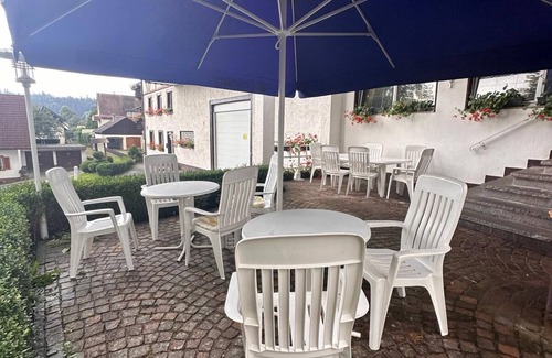 Donaueschingen Apartamento | Familienzimmer Classic, Modern Ohne Balkon, 1 Doppelbett+2 Einzelbette