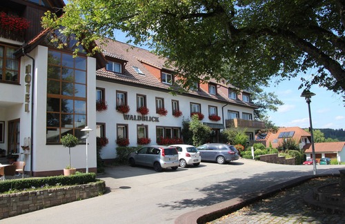 Donaueschingen Apartamento | Familienzimmer Classic, Modern Ohne Balkon, 1 Doppelbett+2 Einzelbette