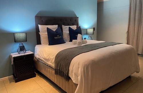 West Beach Cabina | Familly Room! Welcome to our charming guesthouse in Cape Town