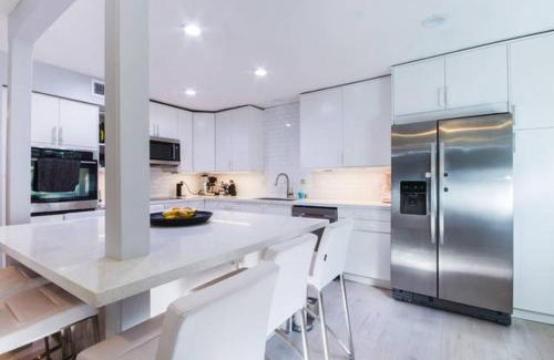 Lyon Street Casa | Family 4BR Home 15 min to Disneyland & Beach