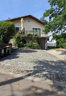 Sarsoni Villa | Family Apartment Maria