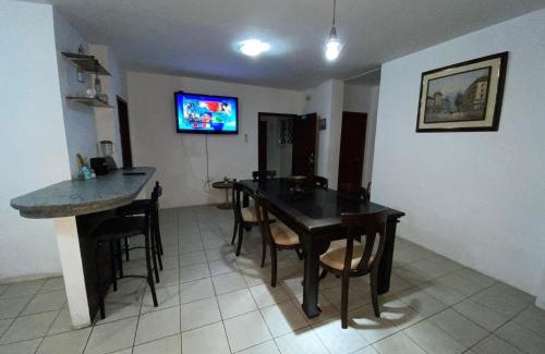 Manta Apartamento | Family apartment near Malecon and Murcielago beach