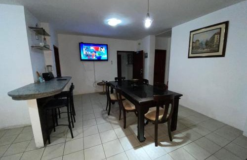Manta Apartamento | Family apartment near Malecon and Murcielago beach