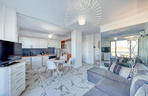 Fabron Apartamento | FAMILY APARTMENT SEA VIEW