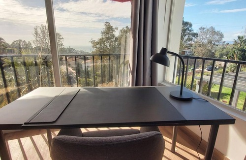 Cerrado de Calderon Apartamento | Apartamento familiar con piscina, jardines y aparcamiento en Málaga
