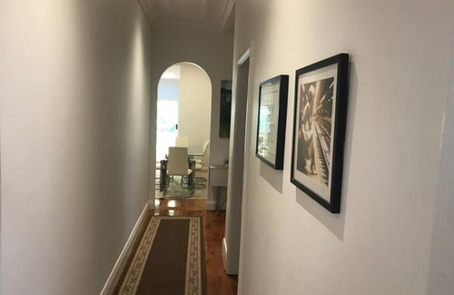 North Bondi Casa | Family Beach House - spacious w yard AC car space