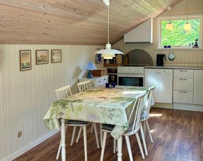 Sundstrup Casa | Family Cabin By The Calm Waters Of Limfjord