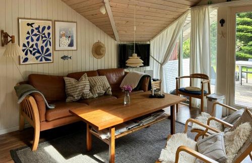 Sundstrup Casa | Family Cabin By The Calm Waters Of Limfjord